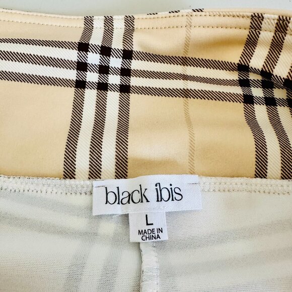 BLACK IBIS PLEATED CHECKERED SHORT SKORTS SKIRT WITH SHORTS LARGE - Picture 4 of 6